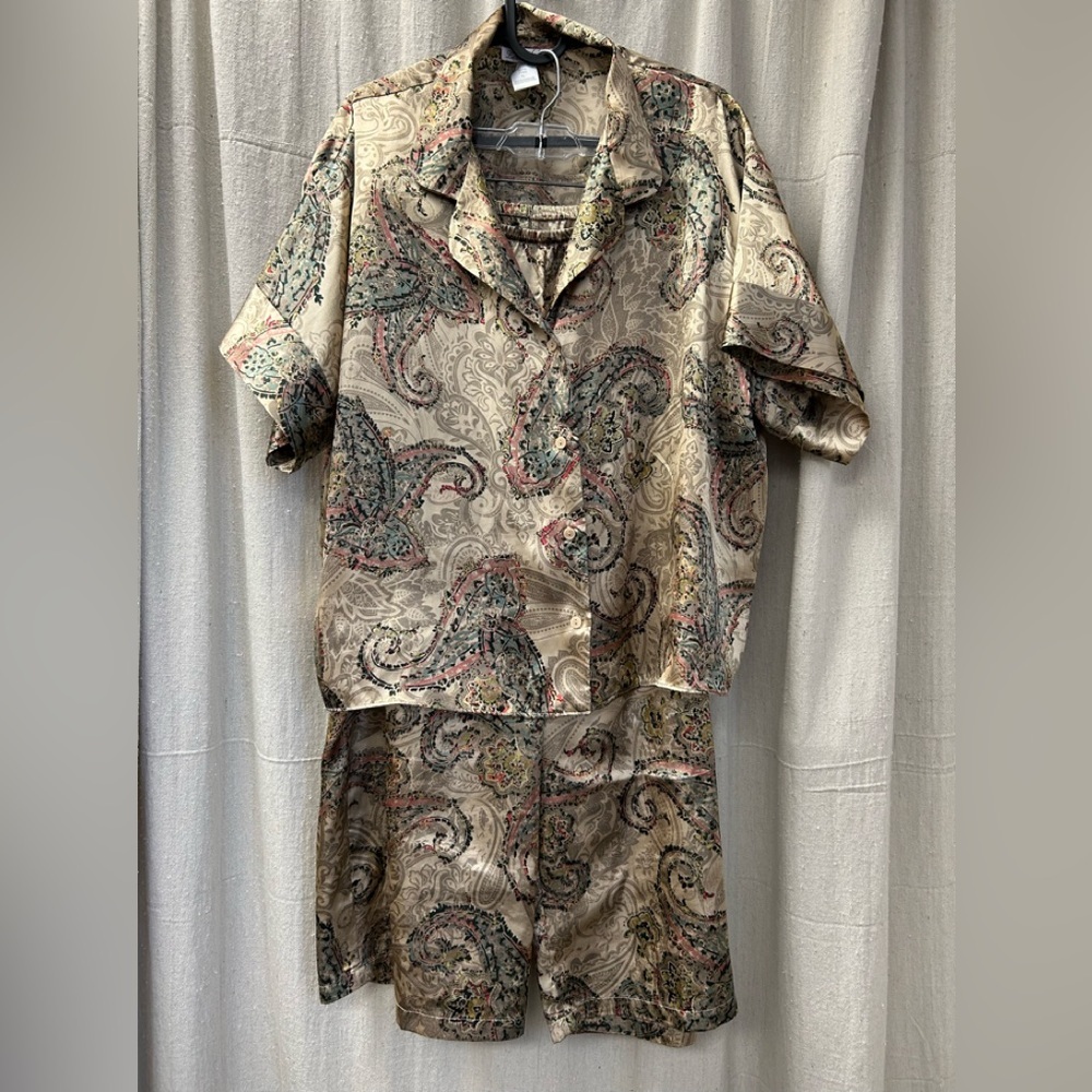 Linea Donatella Paisley Print soft, capri, pajamas, XL